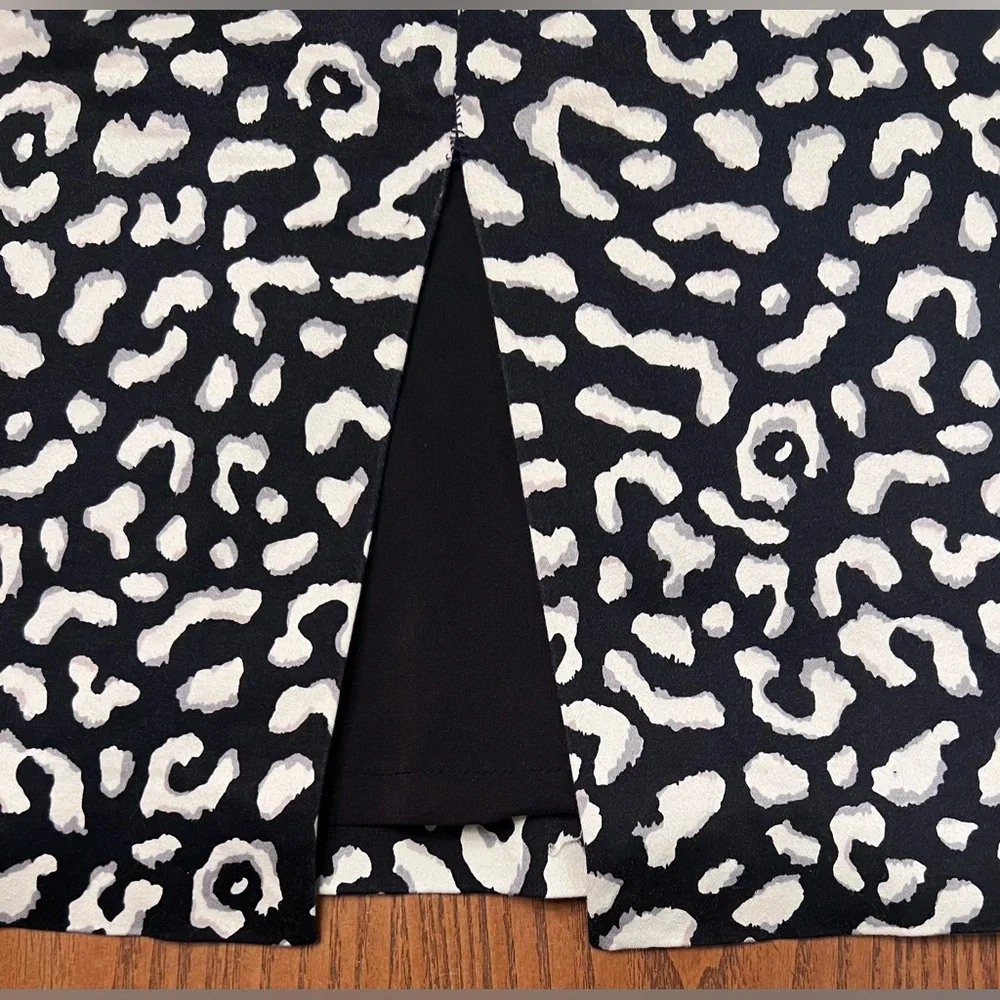 White House Black Market‎ Leopard Print Strech Cotton Lined Pencil Skirt Size 0